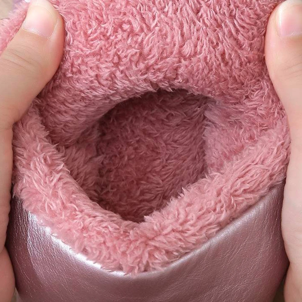 جديد الرجال أحذية الثلوج 2025 الدافئة أفخم رشاقته الشتاء حذاء بوت بطول الكاحل في الهواء الطلق الرجال حذاء كاجوال بوتاس هومبر مقاوم للماء الأحذية حجم 46