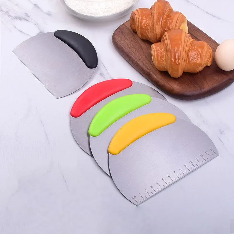 Stainless Steel Pastry Cutter Flour Pastry Scraper Chopper Scale Dough Pizza Cutter Comfortable Handle Kitchen Baking Tools