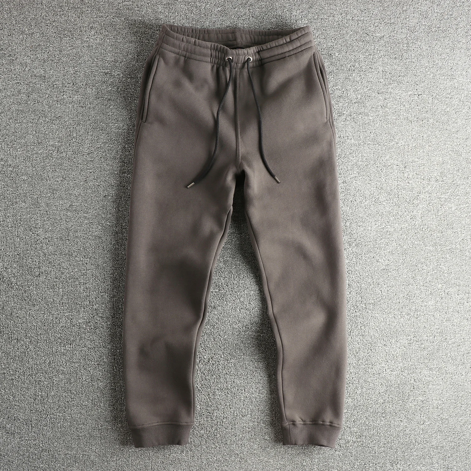 شتاء جديد الأمريكية الرترون سميكة المخملية محبوك Sweatpants الرجال مرونة الخصر الرباط الرياضة عادية مستقيم الكاحل تعادل السراويل