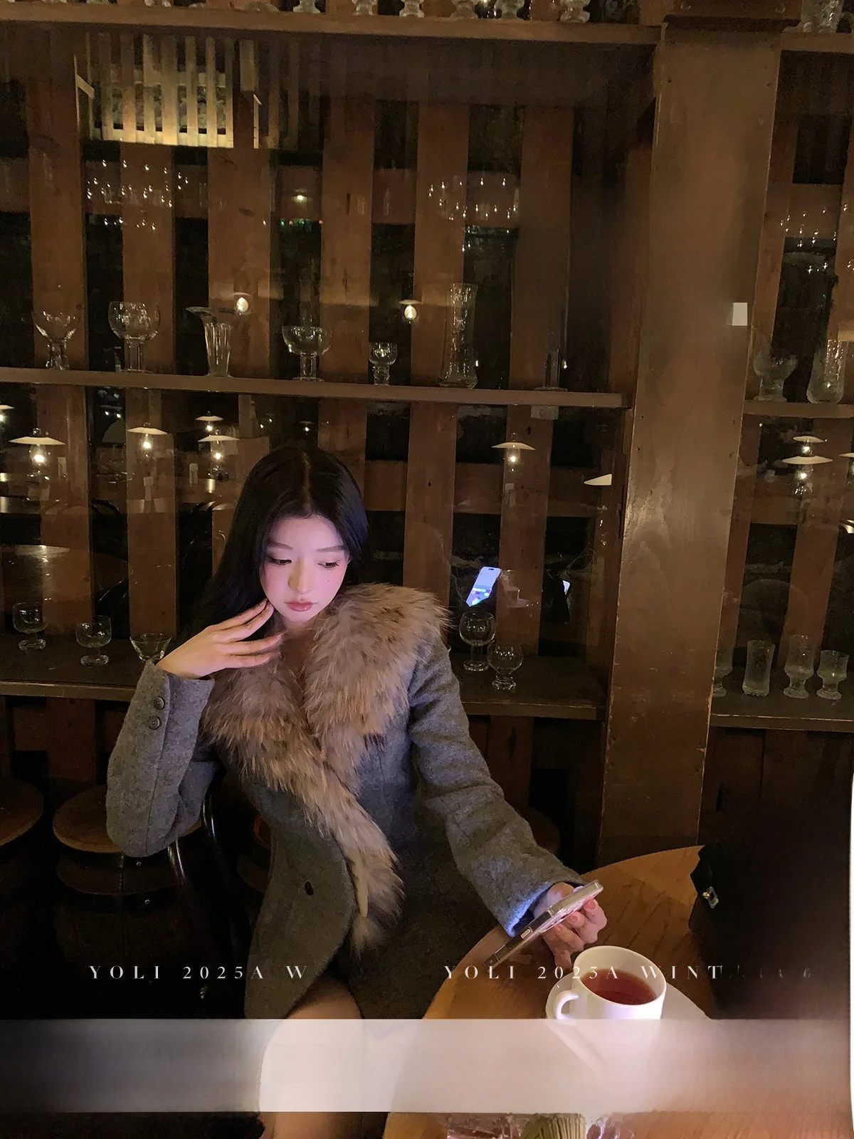 

YOLI Zhang Yuli ey 00 Шерстяной женский костюм: пальто и шорты с высокой талией для зимней моды