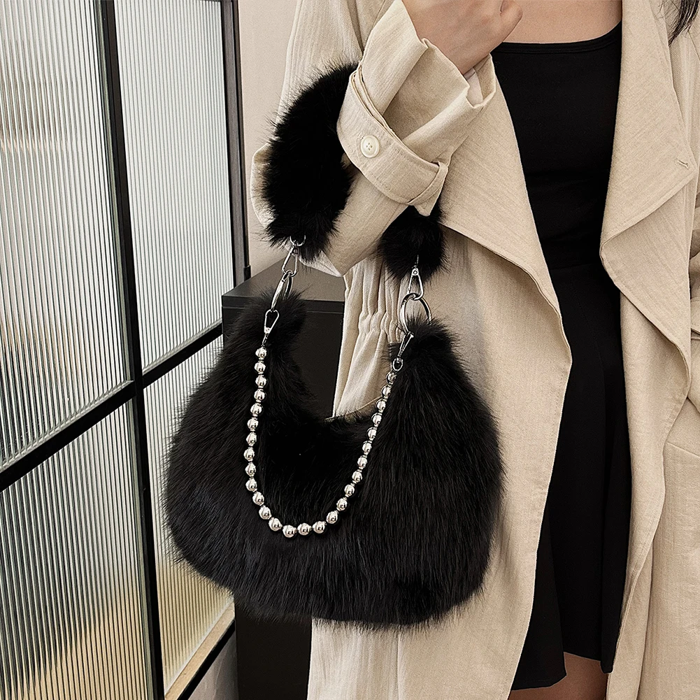 Winter Plush Shoulder Bag Women's Fluffy Chain Handbag 2024 Trend Faux Fur Underarm Bag Laides Chic Hobo Bag Solid Armpit Purses