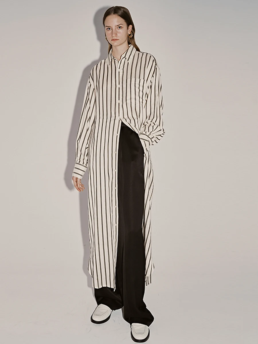 

Ограниченная серия: Шелковый свободный халат с высокой степенью скручивания, в полоску, от Dr. Cuisuyun Independent, длинный, повседневный, с воротником-стойкой