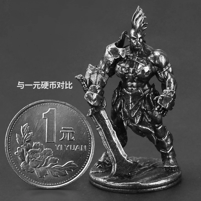 Gotowy produkt Metal Orc Horde Wojownik Model żołnierza Figurki do gry planszowej Wnętrze samochodu Mini ozdoba Akcesoria