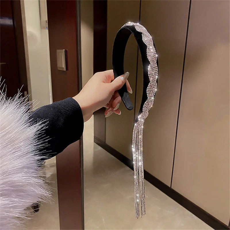 Korea Style Long Tassel Asymmetry Rhinestone Headband for Women Black Velvet HairClip Wedding Hair Accessories Jewelry