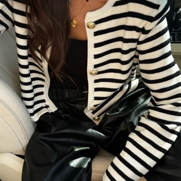 Korean Style Ins Simple Color Block Striped Knitwear Cardigan round Neck Short Slim Fit Top Gold Button Casual Fashion