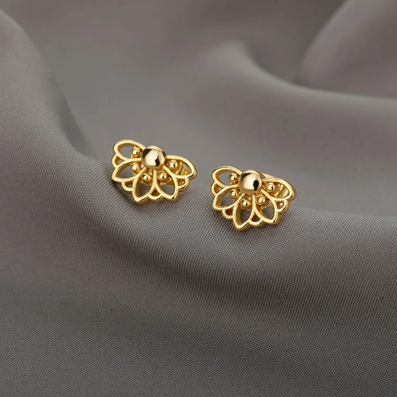 Stainless Steel Lotus Flower Earrings for Women Cute Gold Color Stud Earrings Ear Piercing Fashion Jewelry Accesorios aretes