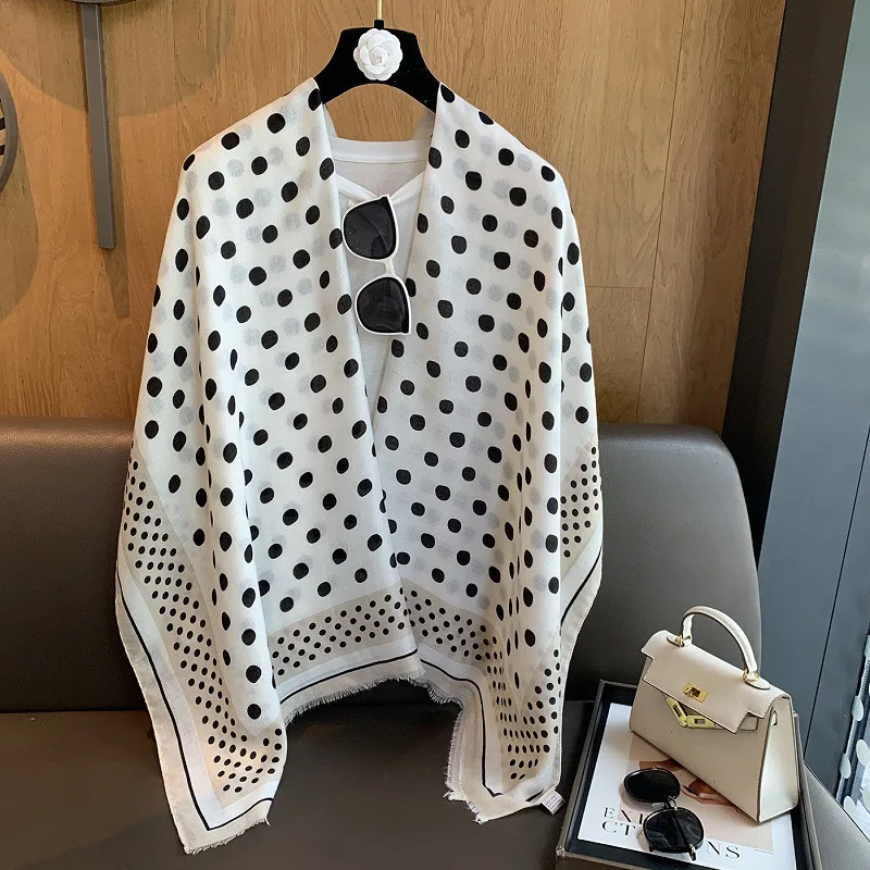 Women Polka Dot Scarf Large Cotton Linen Shawl Wrap Vintage Dot Print Fringe Scarfs Lightweight Sunscreen Headscarf Muslim Hijab