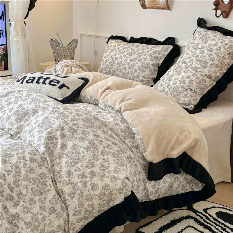 Winter Bedding Set Cotton and Velvet Warm Four-piece Set Retro Floral Quilt Cover Bed Sheet Pillowcase Bedroom Double Bedding