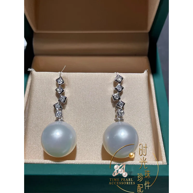 

Gorgeous AAAA 10-11mm Natural south sea Round White pearl earring 925s..