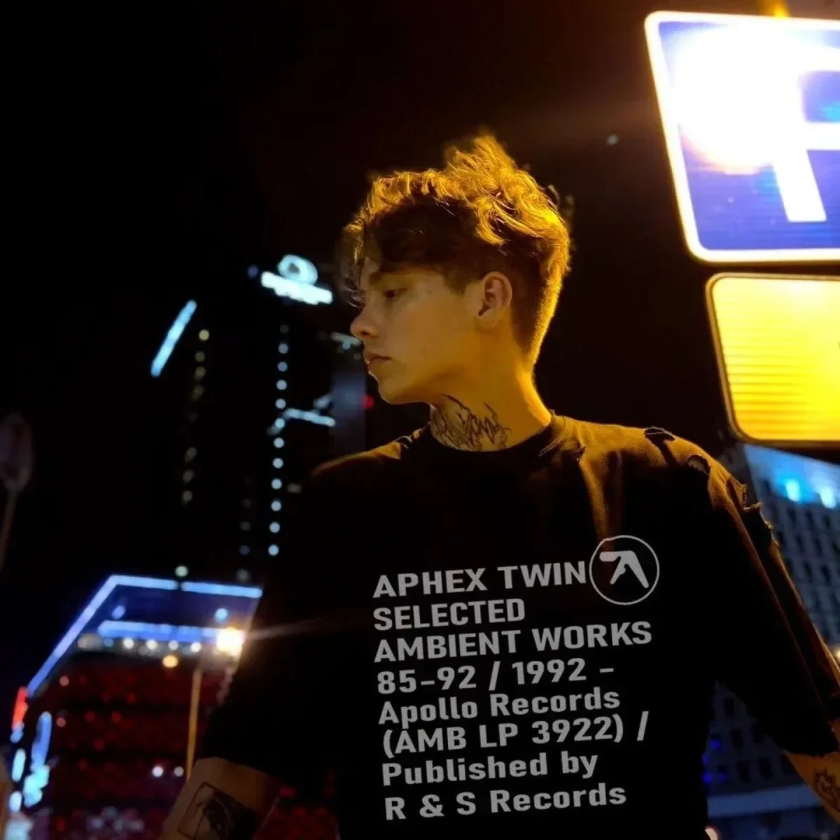 

2025 модная летняя хлопковая корейская мотоциклетная брендовая футболка Aphex Twin с принтом для женщин и мужчин Y2k, уличная повседневная футболка с коротким рукавом