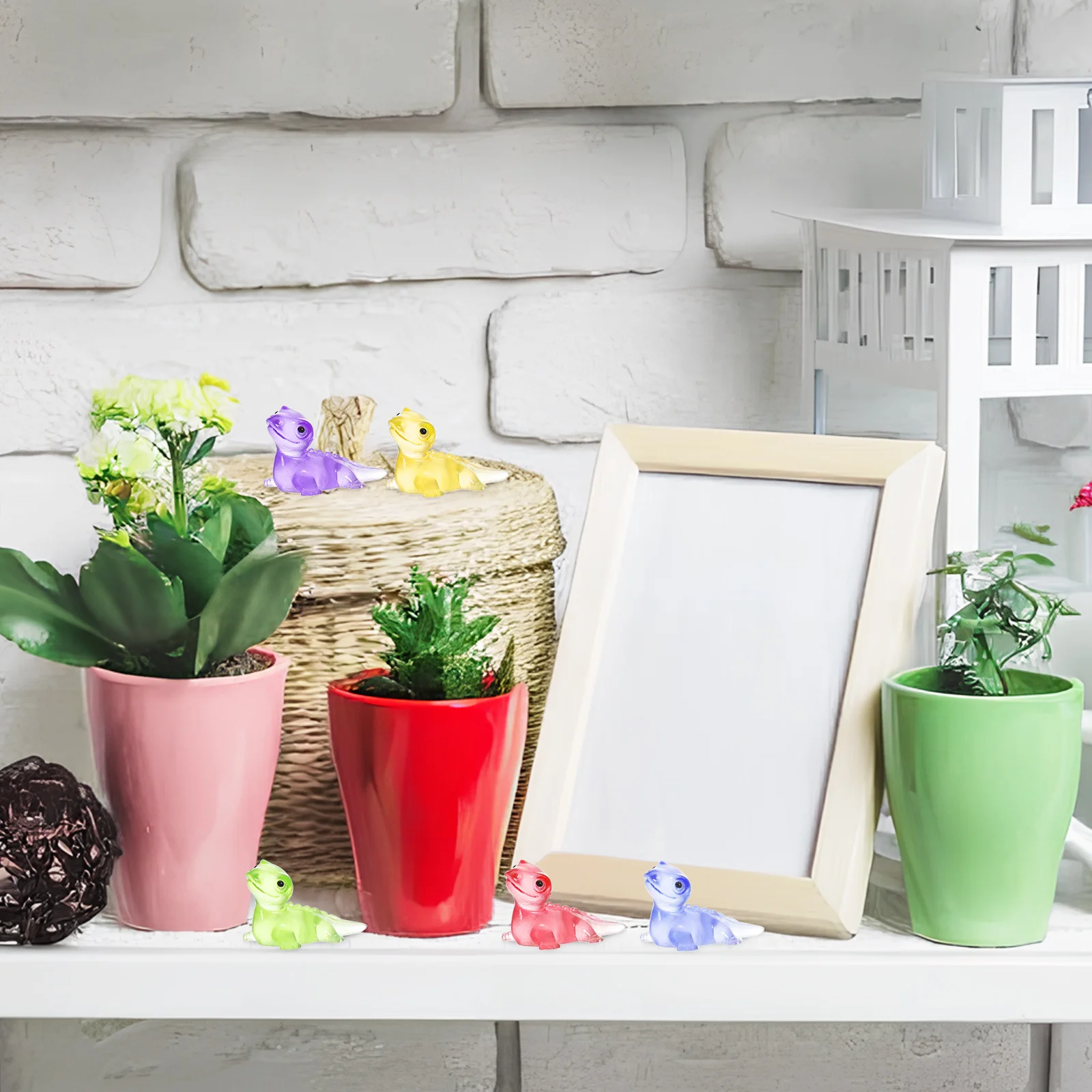 

100pcs Night Glow Luminous Mini Resin Lizards Tiny Animal Figurines For Fairy Garden Micro Landscape Decor Party Favors Hide