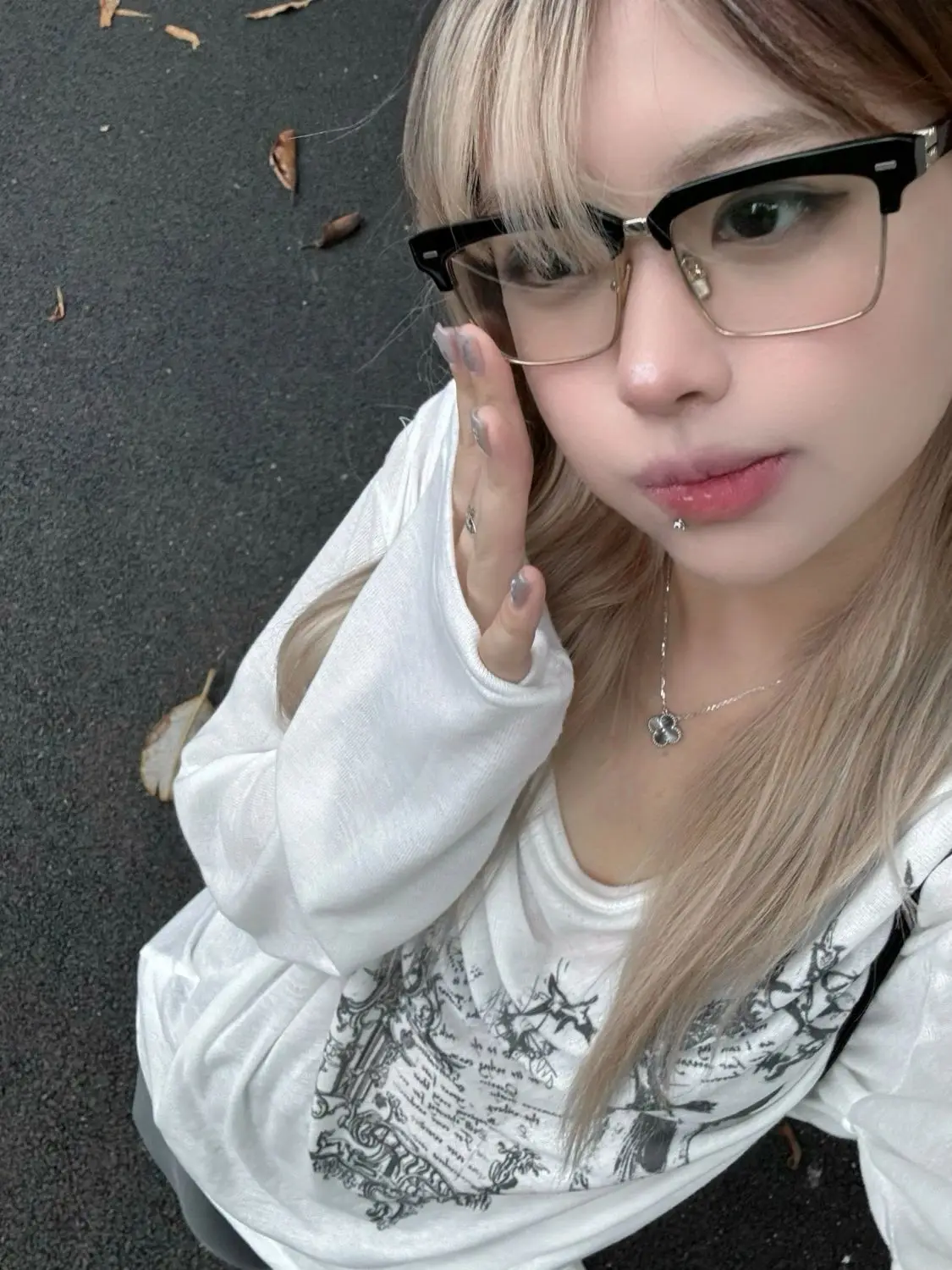 

Long Sleeve T-Shirts Womens Mesh Ruffle Tops Slim Fit Comfortable Winter Neutral City Minimalist Casual Trendy Daily Streetwear