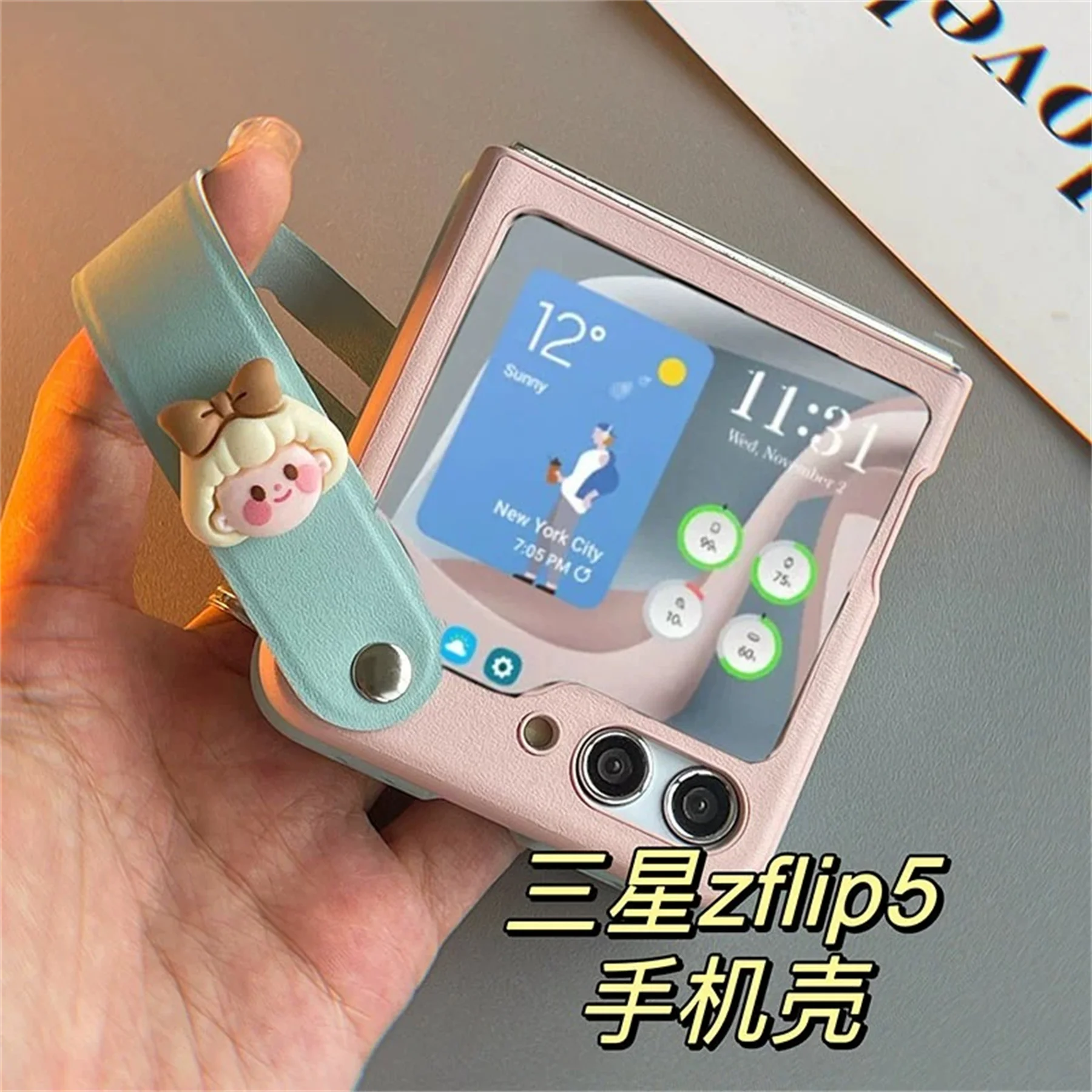 Korean Luxury Blue Pink Combination Wrist Strap Cute Bow Girl Case for Samsung Galaxy Z Flip 3 4 5 5G Flip4 ZFlip5 Back Cover