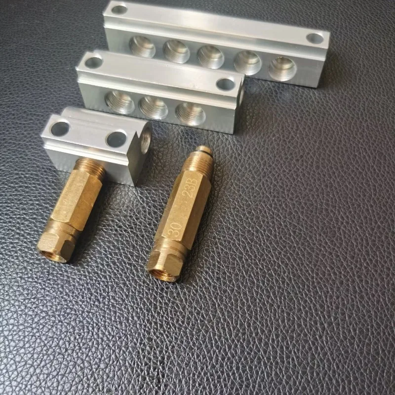 For LUBE type injection molding machine quantitative nozzle oil  distribution valve oil  M12 volumetric dispenser (1pcs)