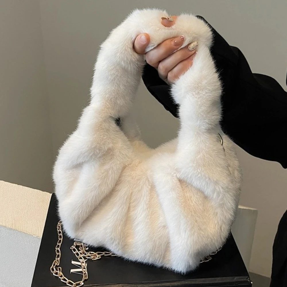 Women Furry Tote Bag with Chain Winter Faux Fur Bag Solid Color Fuzzy Shoulder Bag Plush Crossbody Bag Female Commute Bag