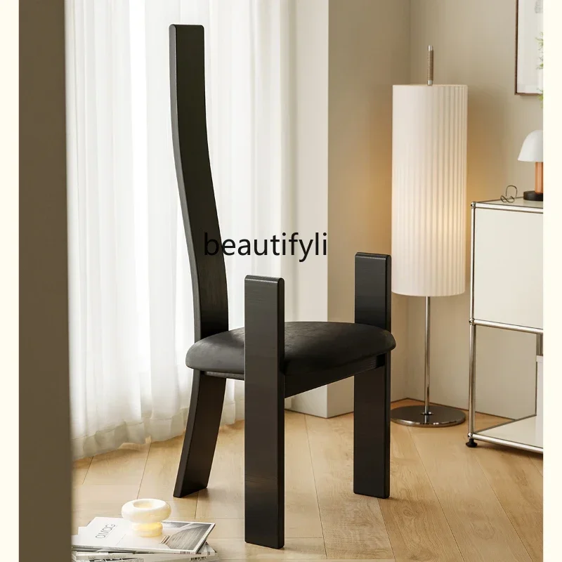 

Новый стиль, обеденный стул из цельного дерева, французский средневековый стул для ресторана с высокой спинкой, простой домашний стул в стиле ретро