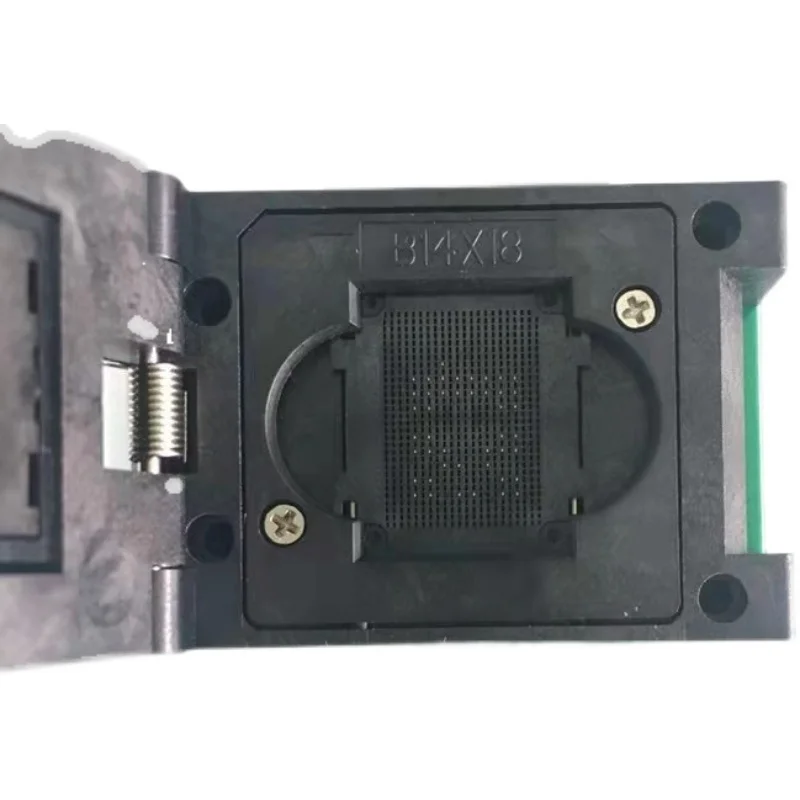 RT809 Dedicated BGA100 Car Navigation Audio EMMC Flip Cover Seat