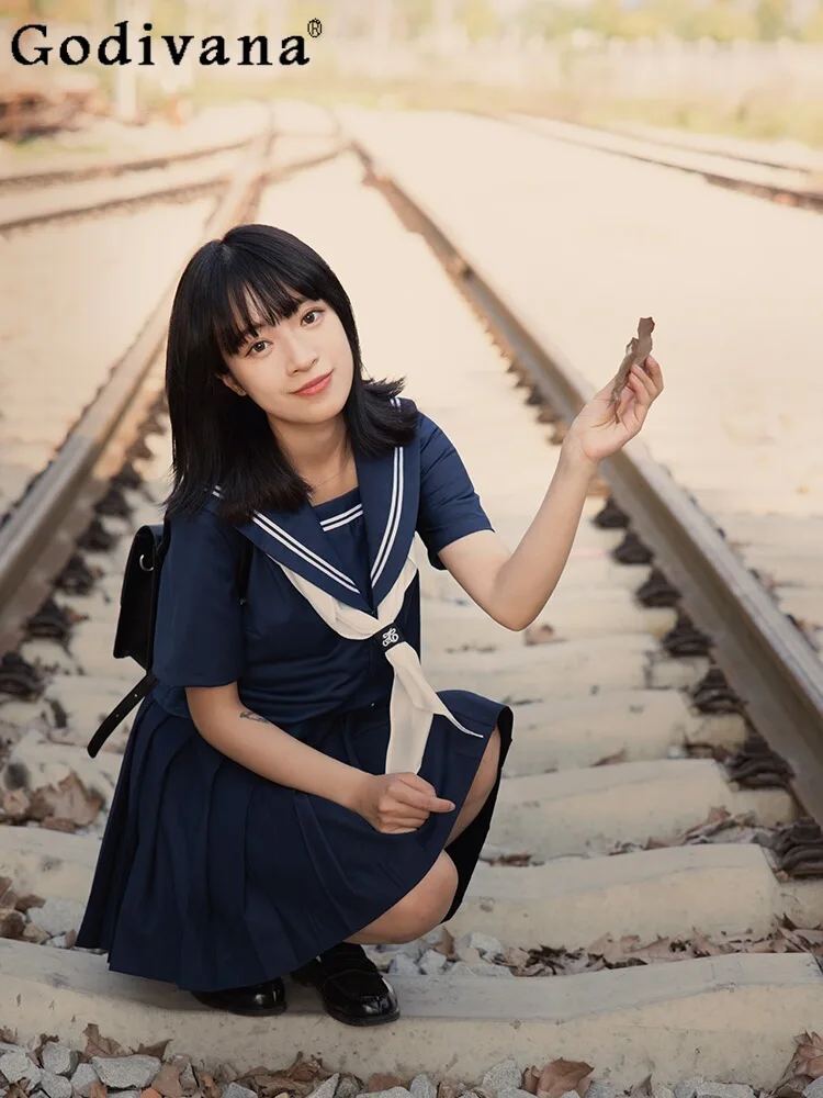 

JK Uniform Short Sleeve Japanese College Navy Collar Shirt Spring Summer Girl Versatile Age-reducing High Waist Pleated Skirt
