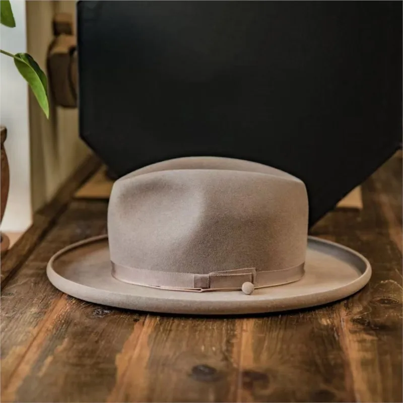 Pure felt hat with webbing decoration