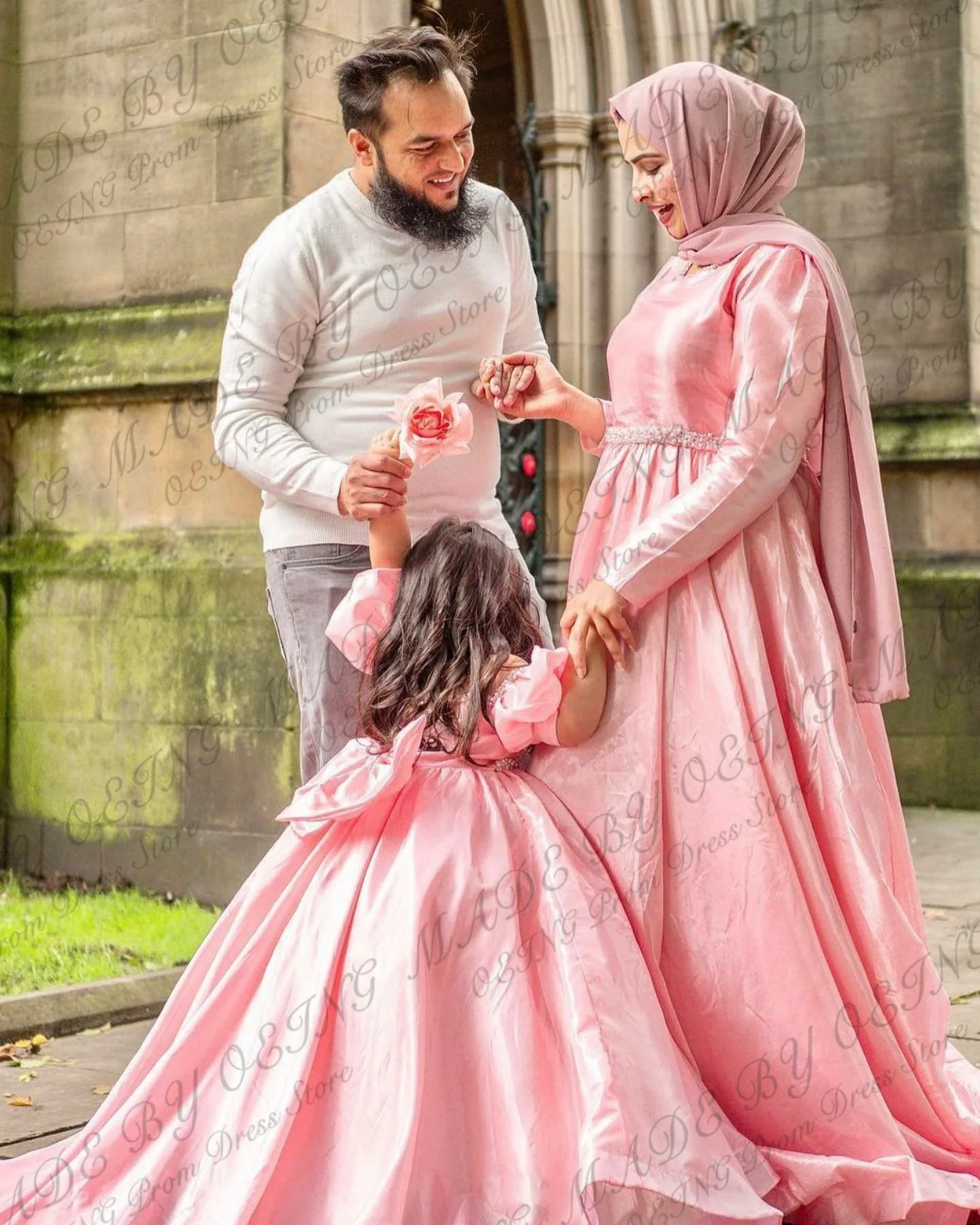 OEING Muslim Mother and Daughter Dress Pink Ruffles Long A Line Birthday Prom Dress Simple Celebrity Family Party Evening Gowns