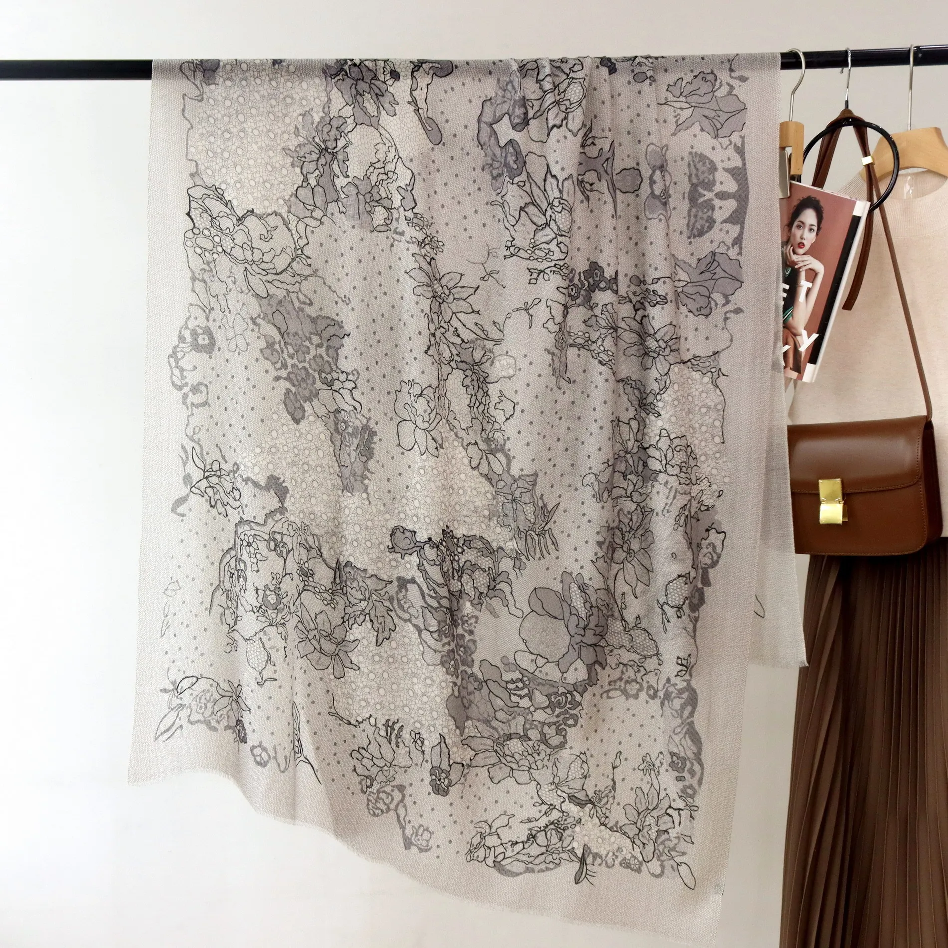 

Long Pashmina Tassels Cashmere Luxury Brands Big Shawls Women Large Neck Accessories Lover Gift 200CM 100CM