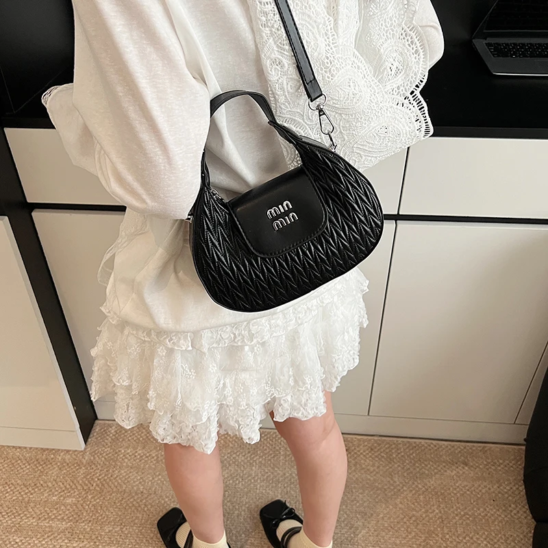 

Stylish Ladies Tote Bags, Genuine Leather Handbag For Women With Popular Classic Elegant Designer Inspiration