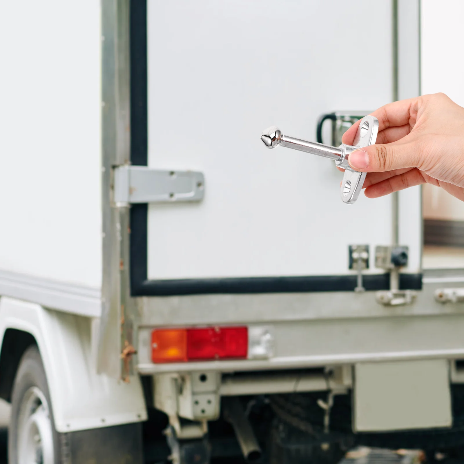 

Universal Catch Van Camper Trailer Noise Reducing Latch Holder Bumper Retainer Exterior Interior Buffer Reliable