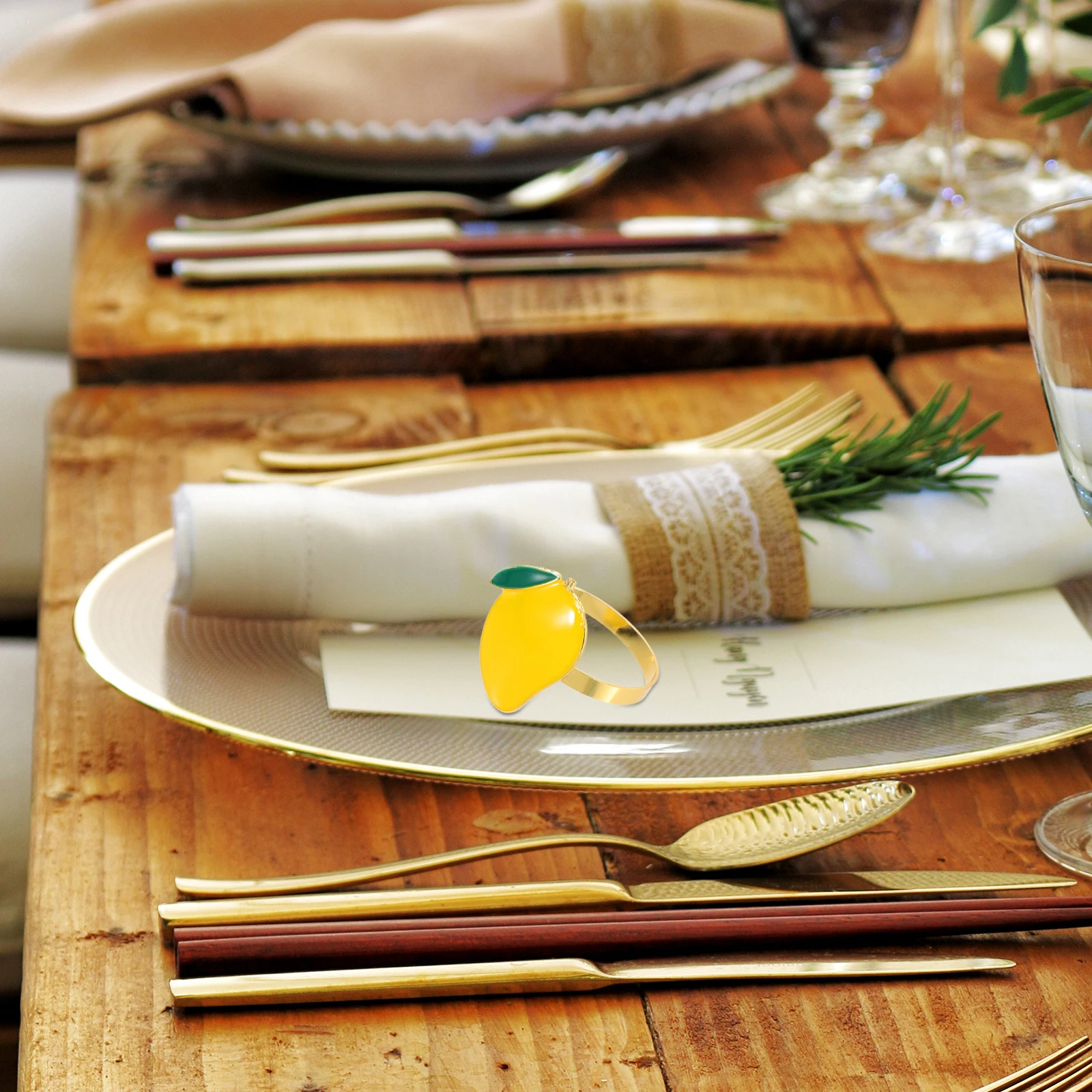 

4pcs Mango Napkin Rings Stylish Smooth Versatile Family Restaurant Picnic Fruit Napkin Holders Table Accessories