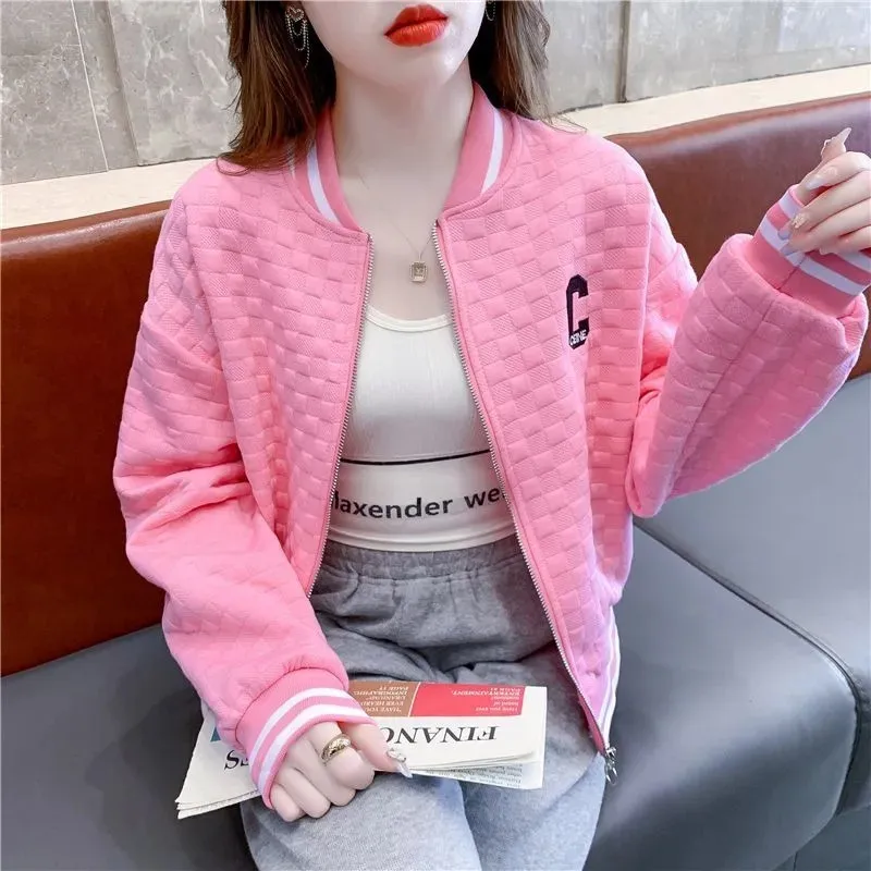 2025 ربيع الخريف المرأة معطف قصير جديد زي بيسبول الإناث سترة التطريز الكورية عادية فضفاضة خفيفة للغاية ملابس خارجية