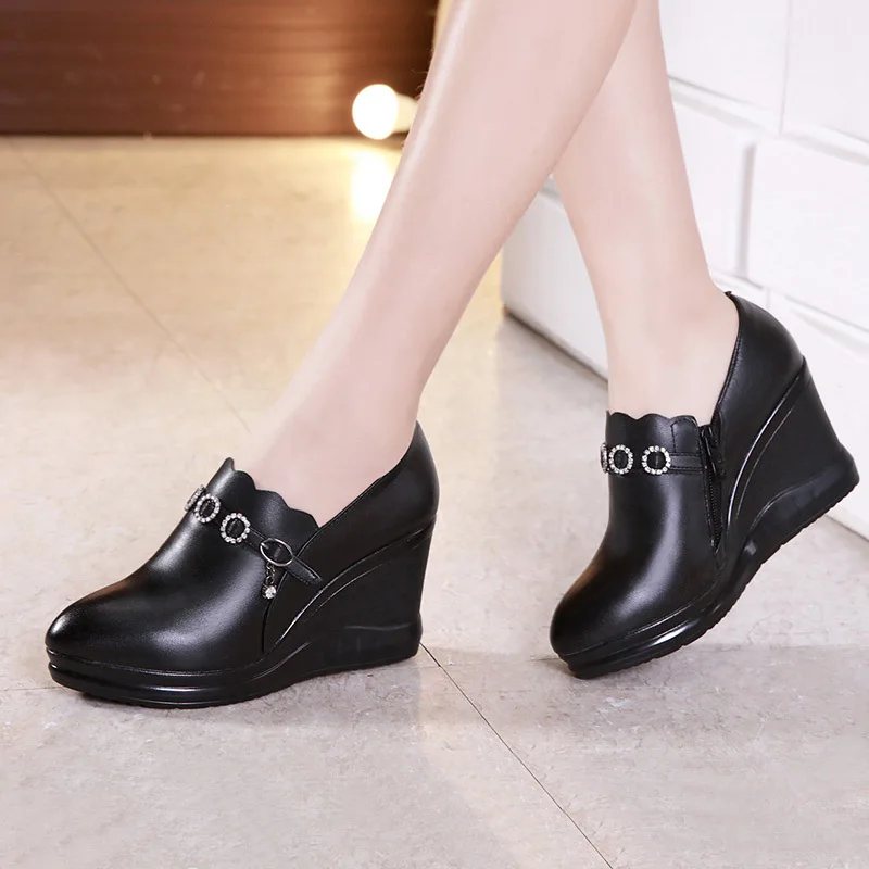 high quality leather wedge shoe for women 7cm high heel platform point toe 32 33 elegant fashion 2024 autumn winter shoe black