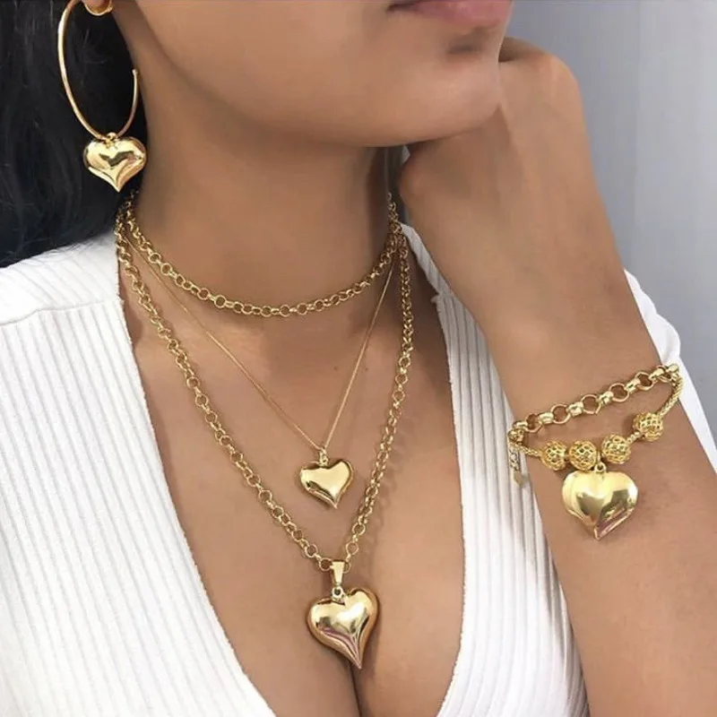 

Triple Layered Heart Pendant Necklace Bracelet Earrings Ladies Jewelry Set Gold Plated O Collarbone Chain Holiday Party Gifts