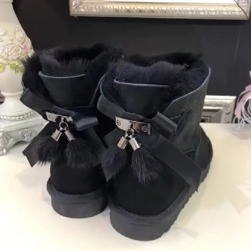 Real Fur 2025 Shoes Women Snow Boots Real Wool Winter Warm Boots Genuine Sheepskin Leather Natural Fur Non-Slip Women Boots