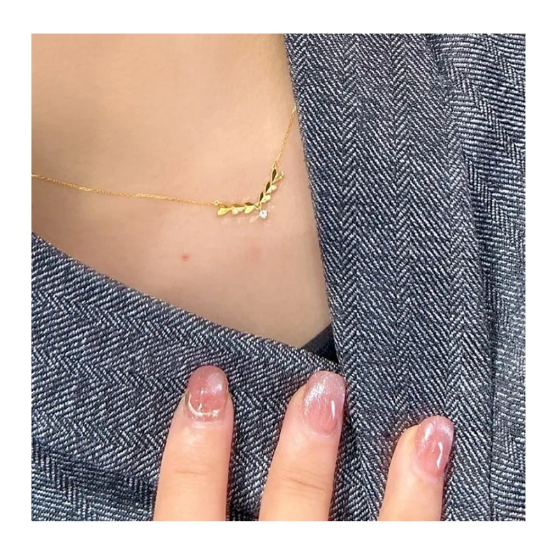 

New Chinese-style Yellow-gold Wheat Ear Love Flash Zircon Necklace Light Luxury Fashion Niche Design Female Collarbone Chain