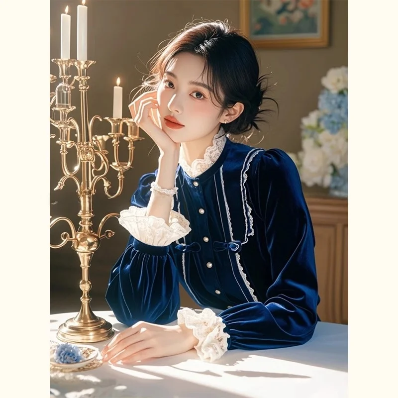 

Unique Beautiful Blue Velvet Long Sleeve Shirt Women's Autumn 2024 New Style Elegant Small Top Button Detail Straight Cut