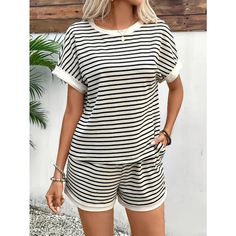 Odzież damska 2025 Lato Nowa Moda Pasiasty Krótki Rękaw Top Casualowy Zestaw Sportowy z Szortami