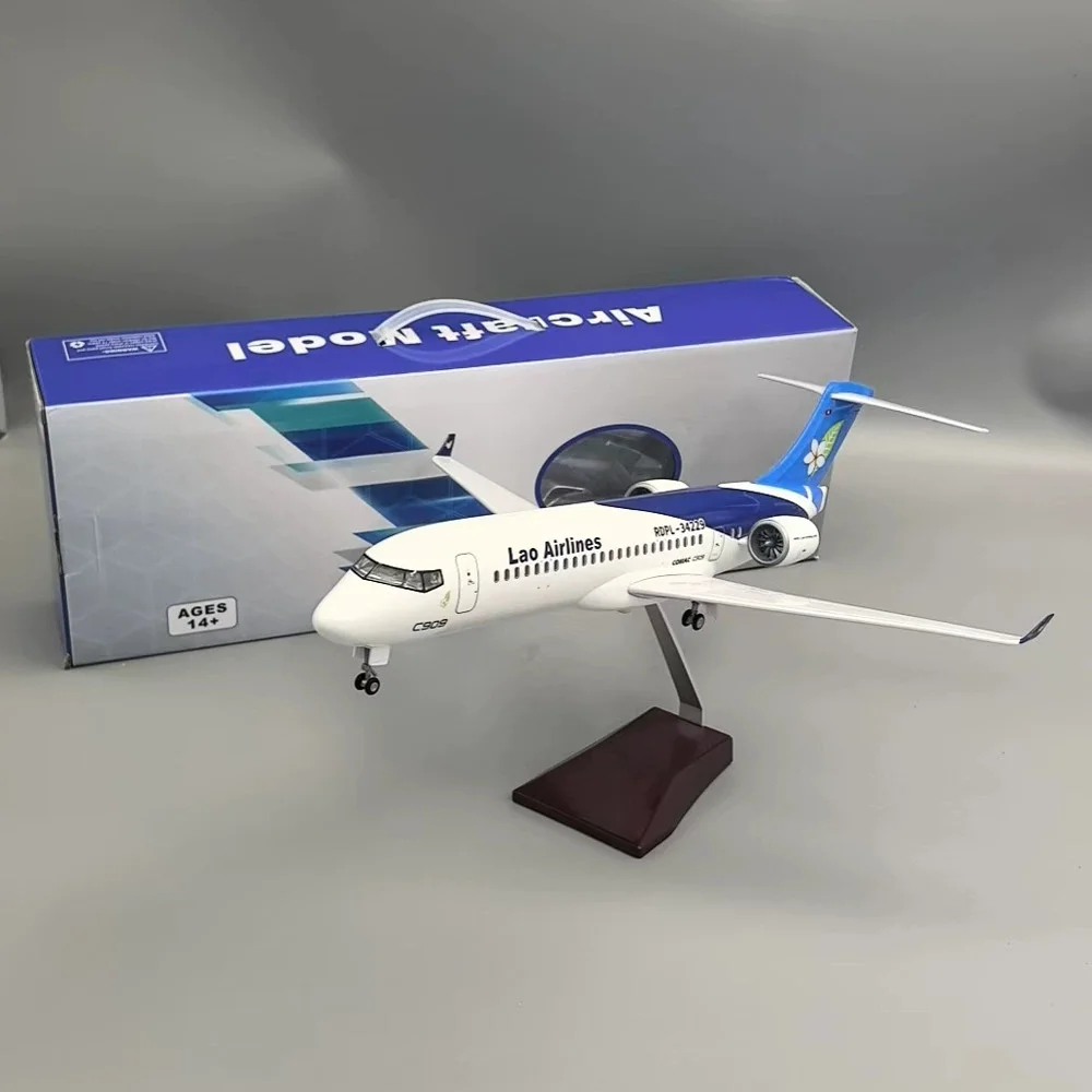 

New 47cm C909 Lao Airlines Model Plane Airplane Scale 1/70 Resin Collectible Aircraft W Light and Wheel for Home Decoration