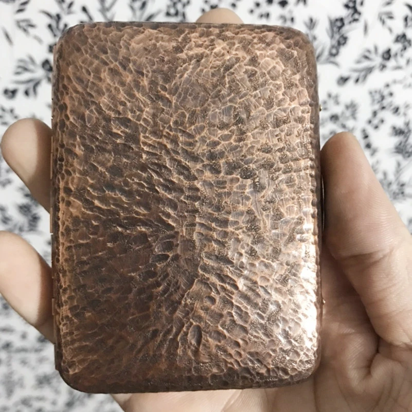 

Distressed Hammered Texture Cigarette Case Double-sided Carving Red Copper Pressure-resistant Portable Men's Smoking Storage Box