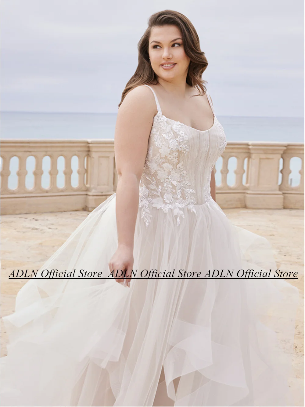 فستان زفاف بدون ظهر ، حمالات إسباغيتي ، رقبة مغرفة ، مزين بالترتر ، تول بكشكشة ، ثوب زفاف مثير ، مقاس كبير