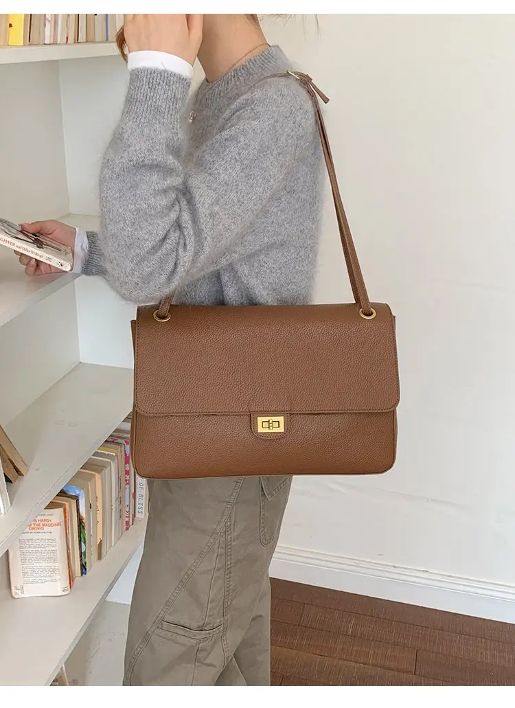 Bolso tipo cubo para mujer, diseño vertical de un solo asa, tapa abatible ancha, diseño sencillo y elegante, adecuado para adultos de 20 a 60 años.