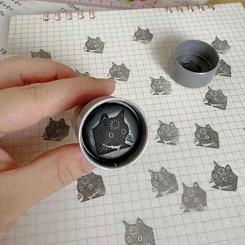 2Pcs Kawaii Cartoon Cat Stamp Diary Decoration Craft Creative Small Cat Sign In Punch Stamp Supplies Kid DIY Toy Fun Gift