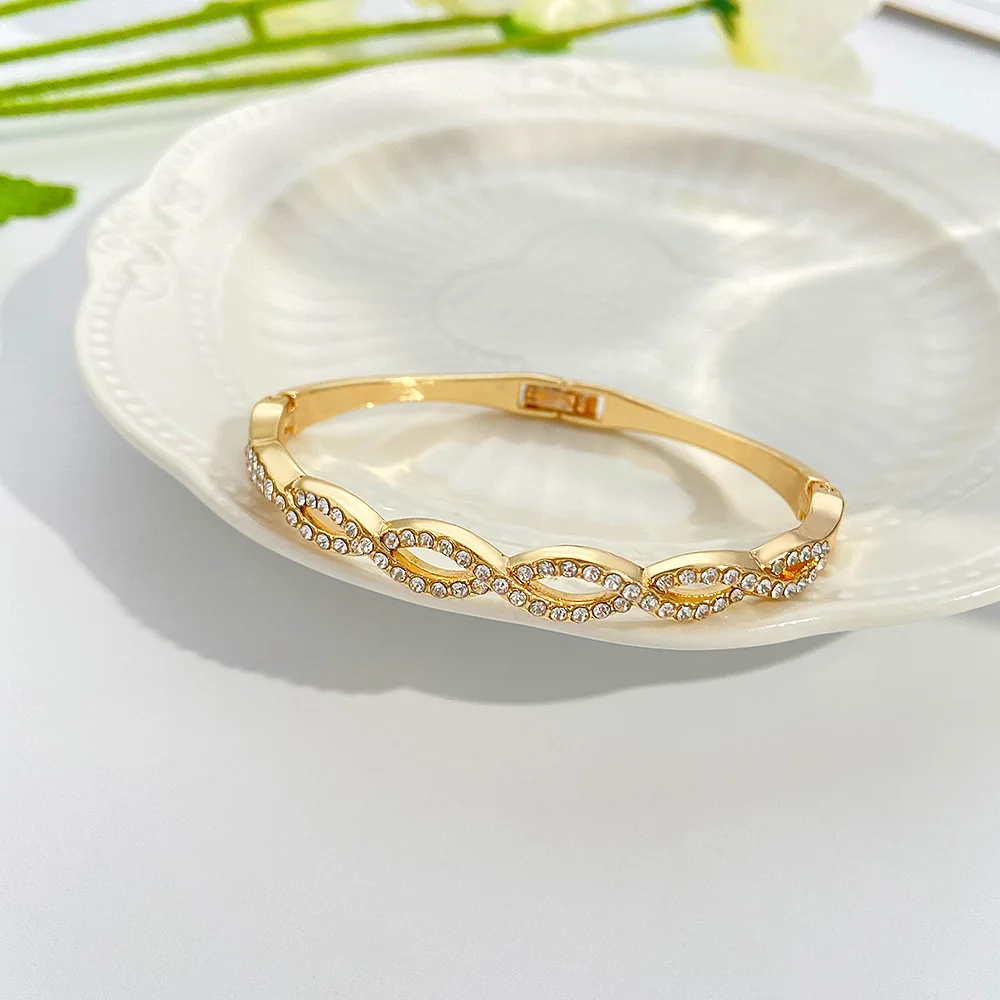 2022 Silver Color Hollow Round Geometric Bracelets and Bangles Feminine Korean New Fashion Popular Jewelry Party Gift