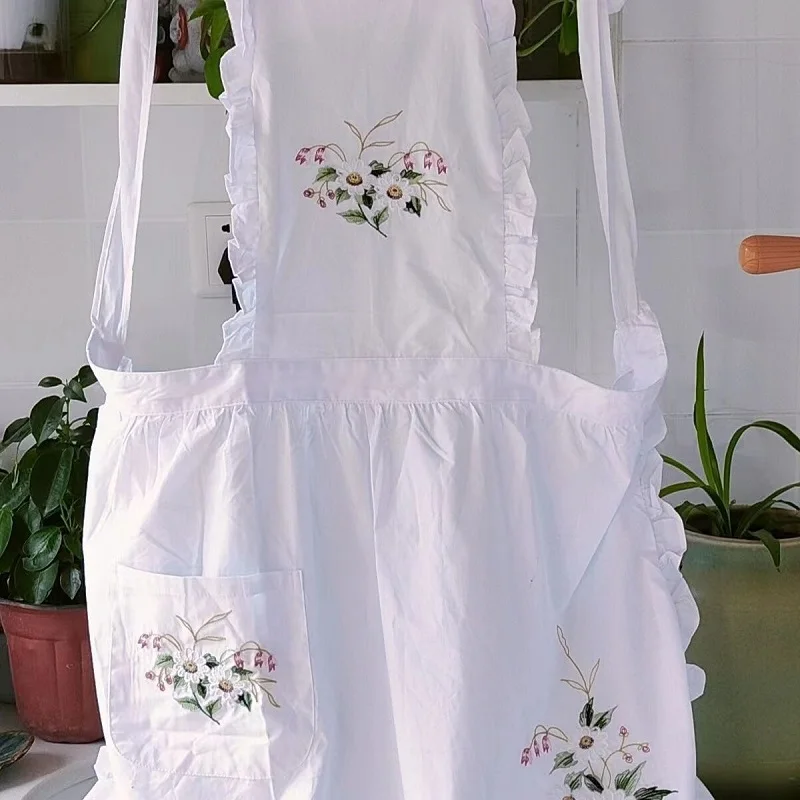 Princess Ruffles Retro Pastoral Apron White Cotton Embroidered Cooking Kitchen Apron For Woman Dress Flower Shop Hairdresser Bib