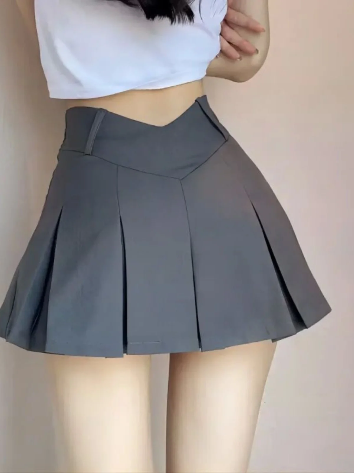 

High Waist Pleated Skirt Color Pure Street Sle Loose Fit ort A-Line Silhouette Regular Thin Spring Summer Faion
