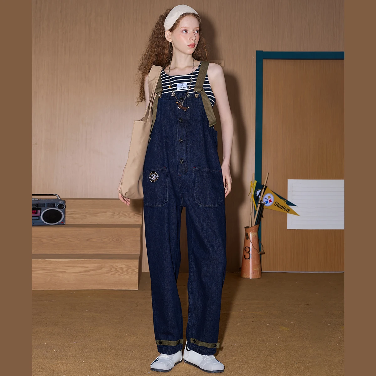 

Лето 2025 г., женские винтажные комбинезоны, рабочая одежда, джинсовый комбинезон, широкий комбинезон в стиле ретро, дизайн с регулируемым ремешком, облегающая мода
