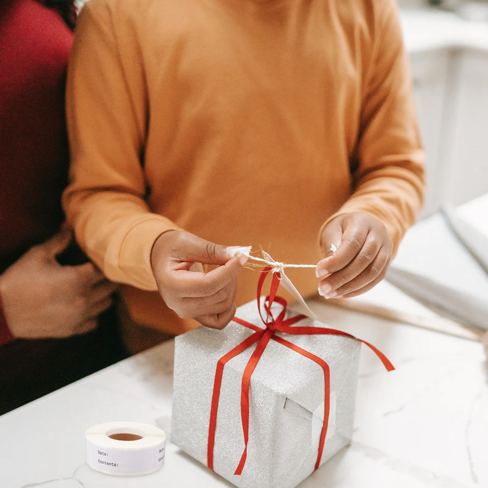 

Self-Adhesive Blank Label Roll for Food Jars Storage Classification and Craft Supplies Practical Useful Blank Sticker
