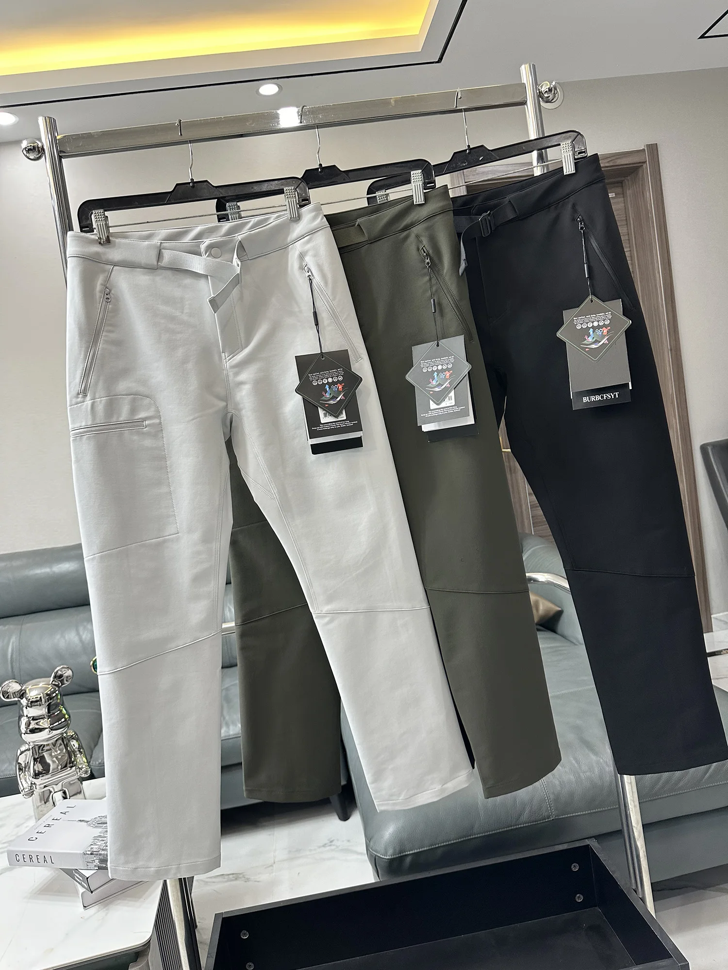 

Men's Outdoor Casual Pants Spring Summer Quick Dry Breathable Straight Leg Hiking Trousers Multiple Pockets Fashionable
