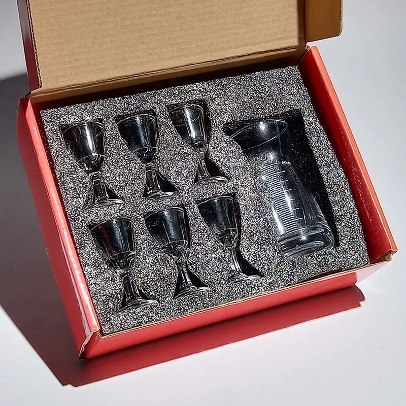 

7pcs/Set Spirit Cup Set Graduated Wine Dispenser Gift Box Wine Set Luxury Gifts for Friends Small Capacity Shot Glass