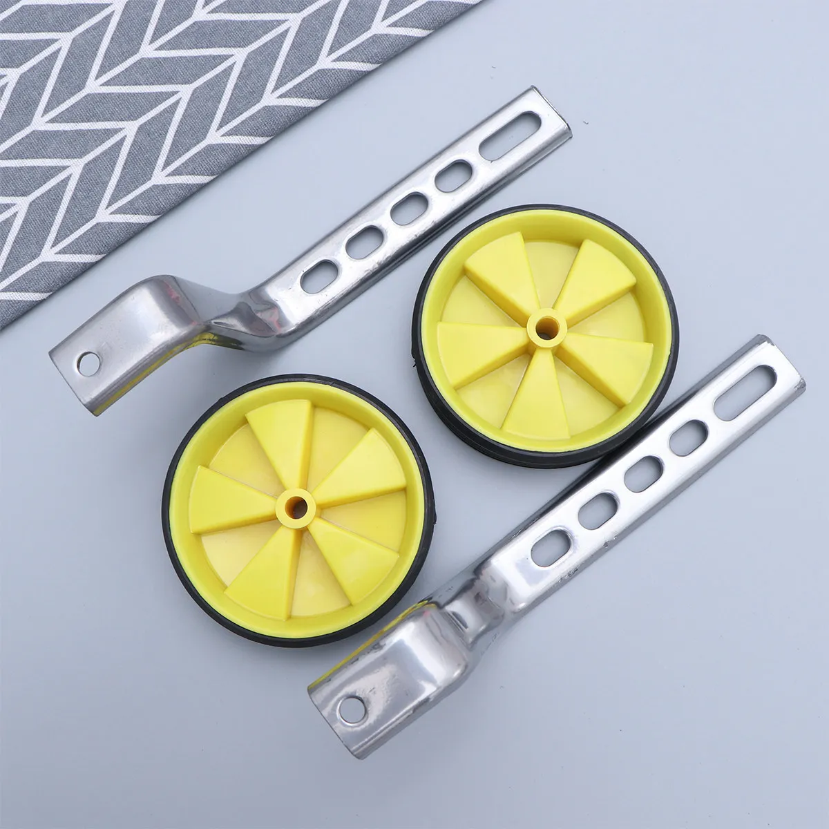 

Children'S Training Wheels 12-20 Inch Universal Porous Auxiliary Wheel For Kids Balance Bike Starter Yellow Durable Steel