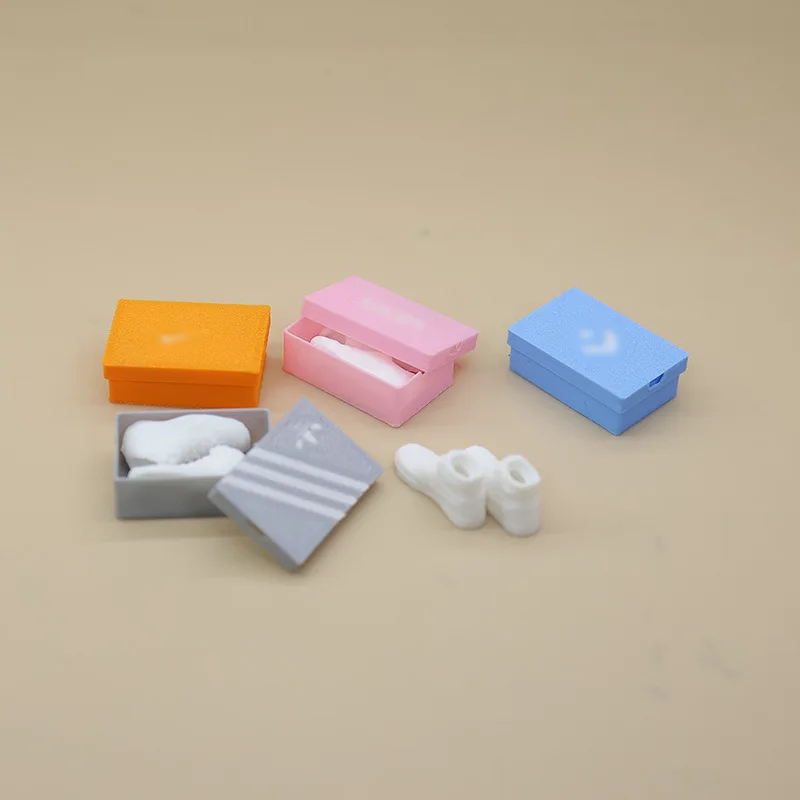 

1:12 Scale Dollhouse Mini Sneakers & Shoe Box Set, Realistic Miniature Footwear Model, Pretend Play Toy & Diorama Scene Decor