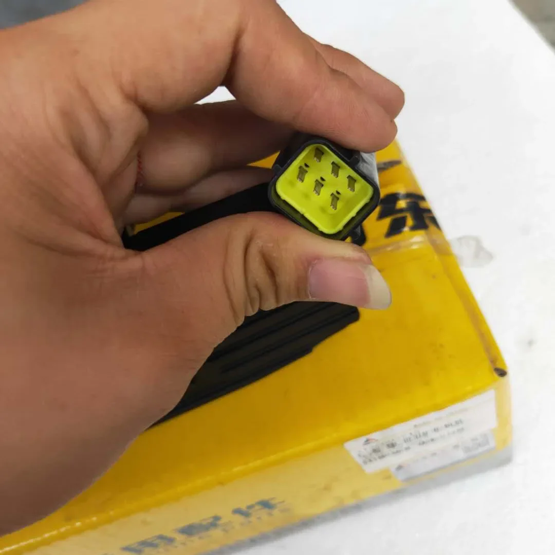 Adatto per pedale acceleratore elettronico Loader 955F